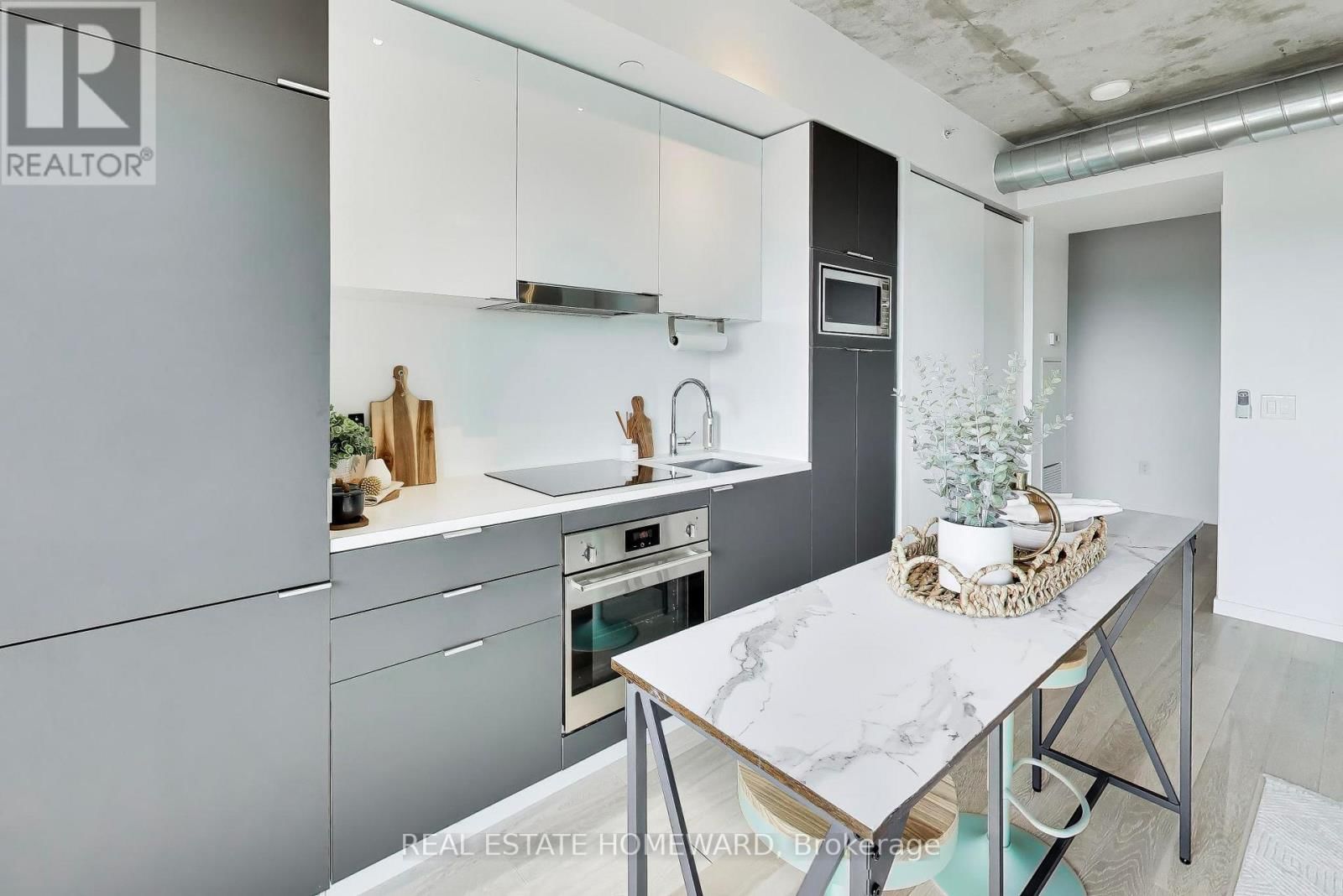 1011 - 170 BAYVIEW AVENUE Image 5