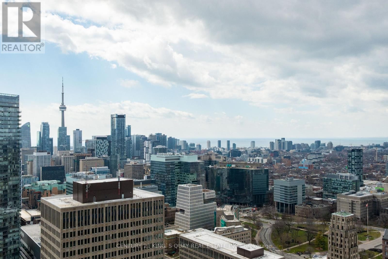 PH5 - 955 BAY STREET Image 35