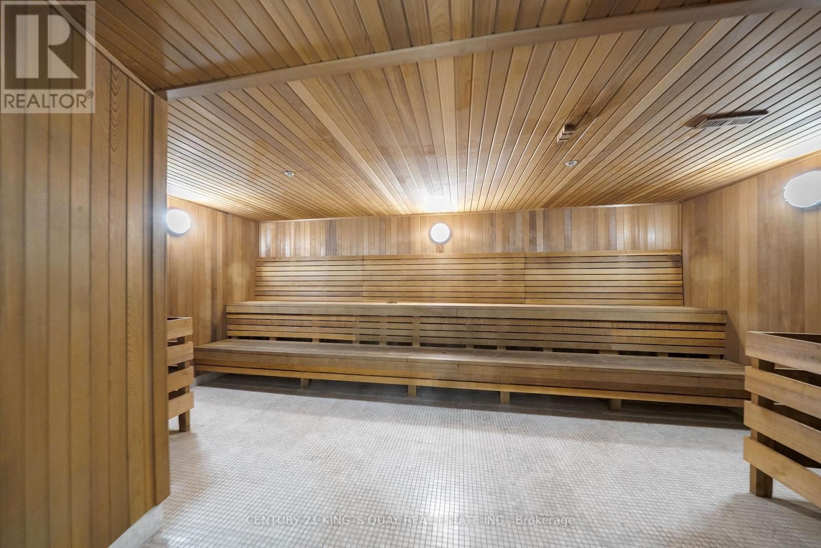 PH5 - 955 BAY STREET Image 40