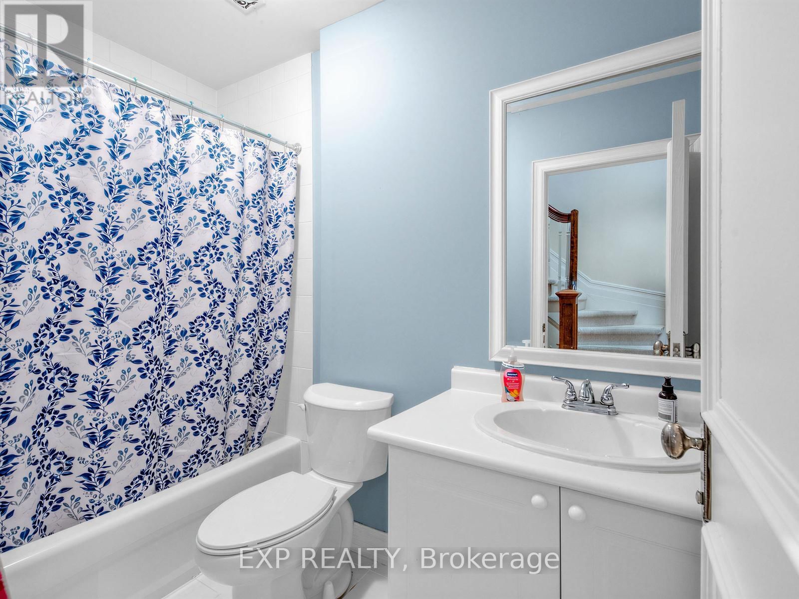 241 POPLAR PLAINS STREET Image 34