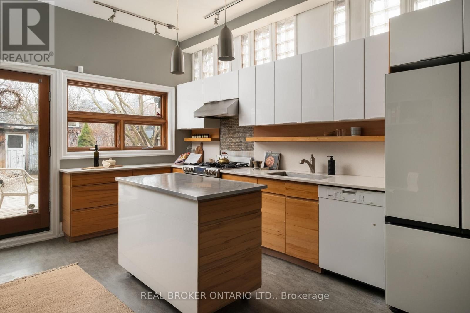 59 STAFFORD STREET Image 18