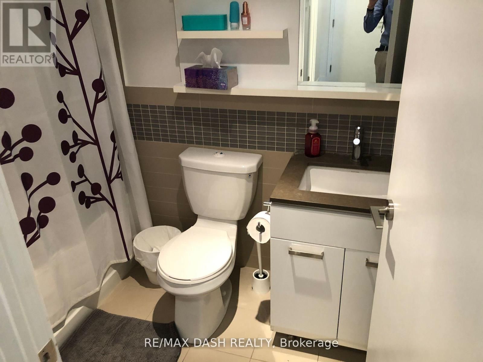 710 - 295 ADELAIDE STREET WEST Image 10