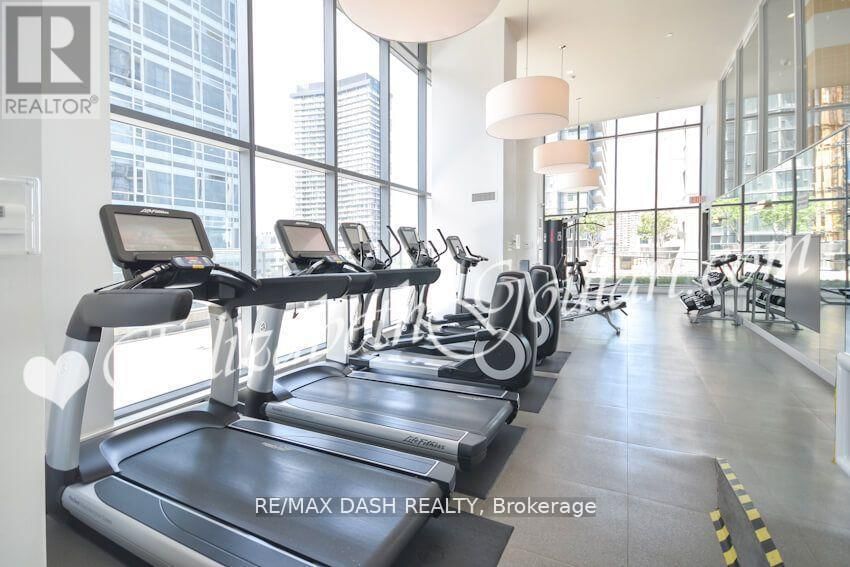 710 - 295 ADELAIDE STREET WEST Image 12