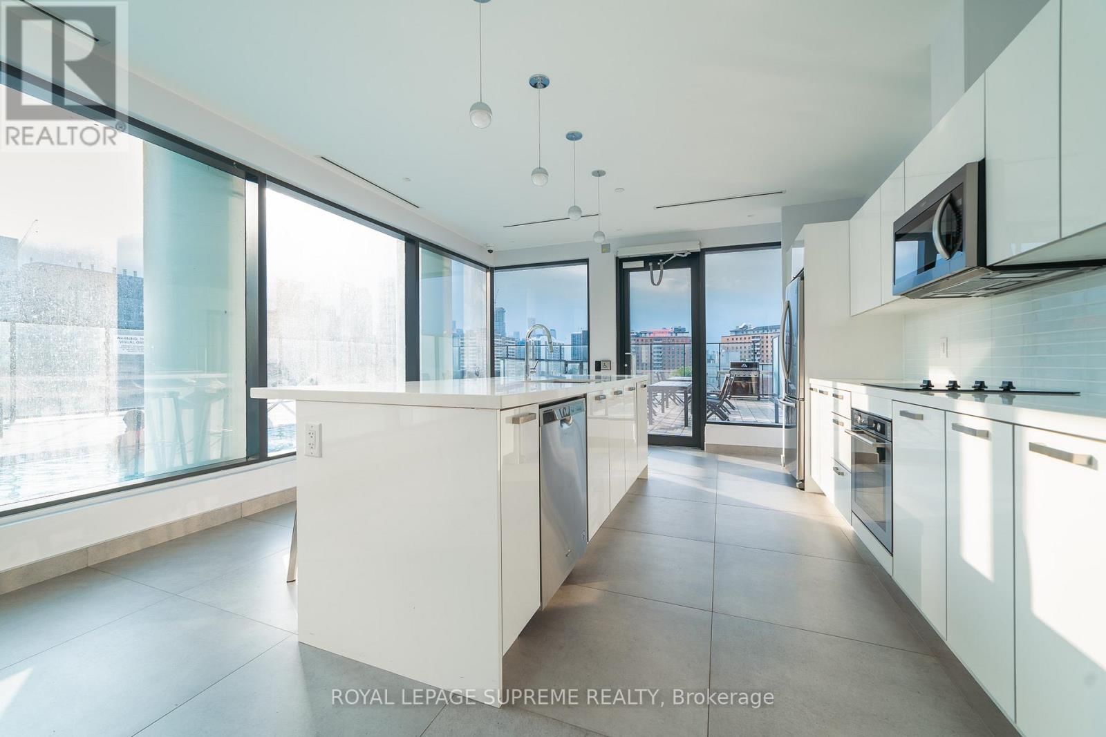 2206 - 55 ONTARIO STREET Image 3