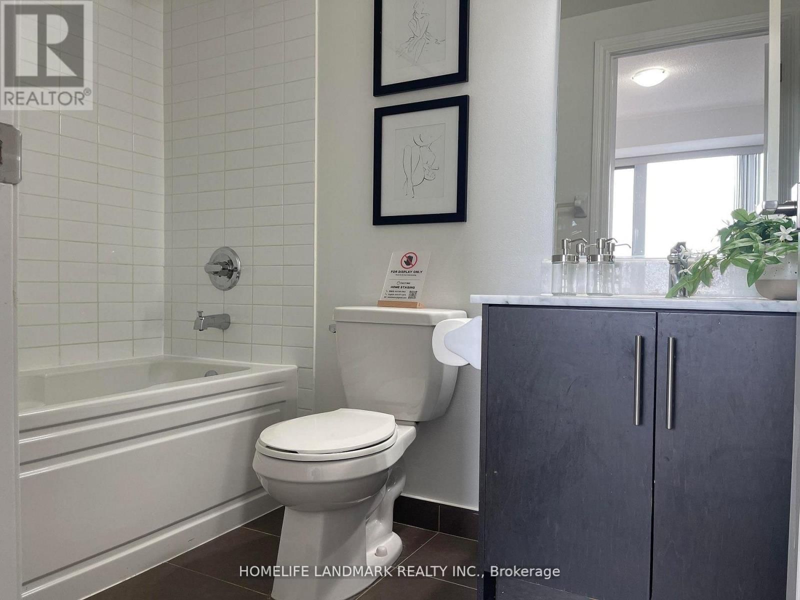 304 - 23 GLEBE ROAD WEST Image 11