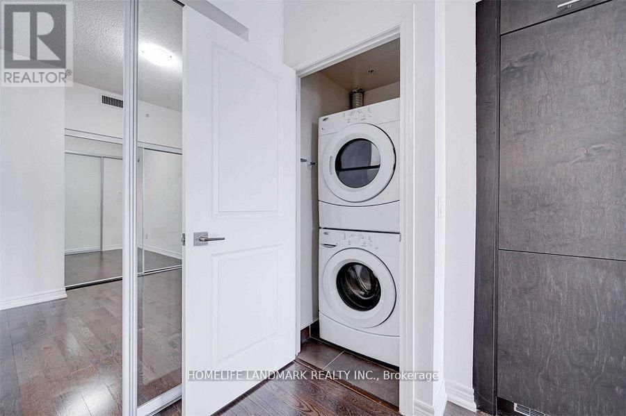 304 - 23 GLEBE ROAD WEST Image 13