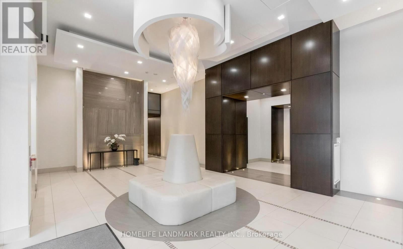 304 - 23 GLEBE ROAD WEST Image 16