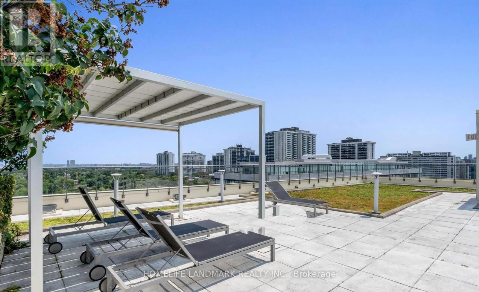 304 - 23 GLEBE ROAD WEST Image 17