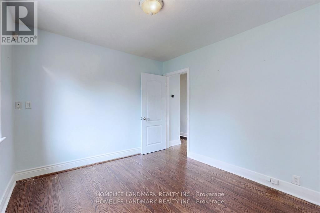 21 PLEASANT AVENUE Image 18