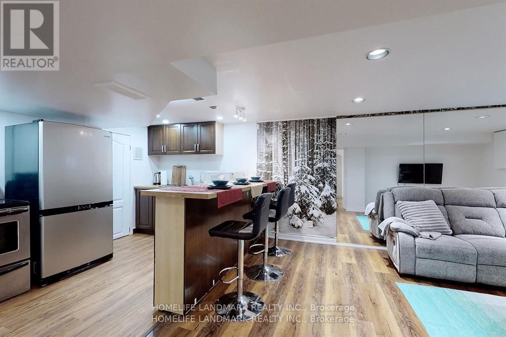 Lower - 21 PLEASANT AVENUE Image 7