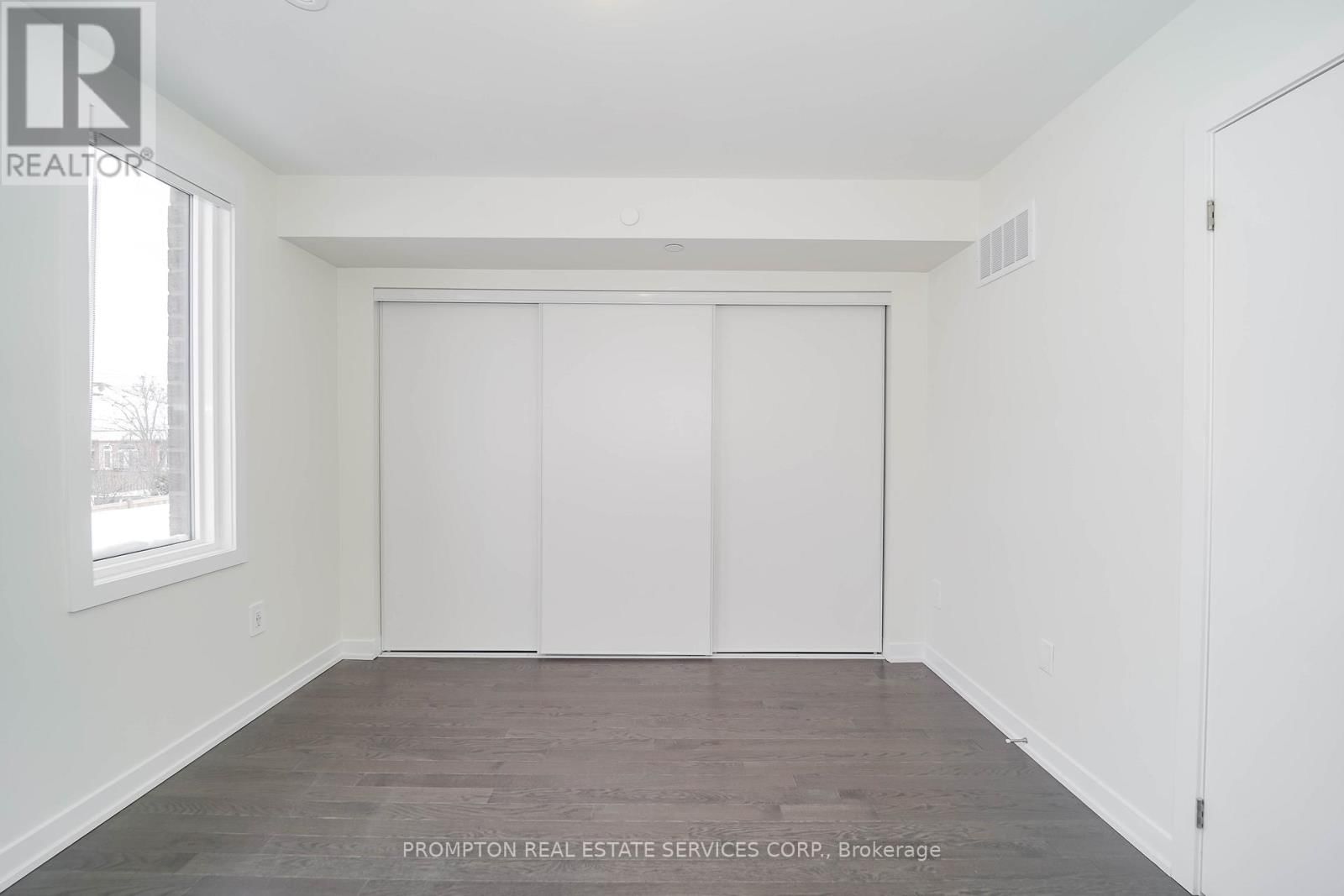 38 GREEN GARDENS UPPER BOULEVARD Image 24