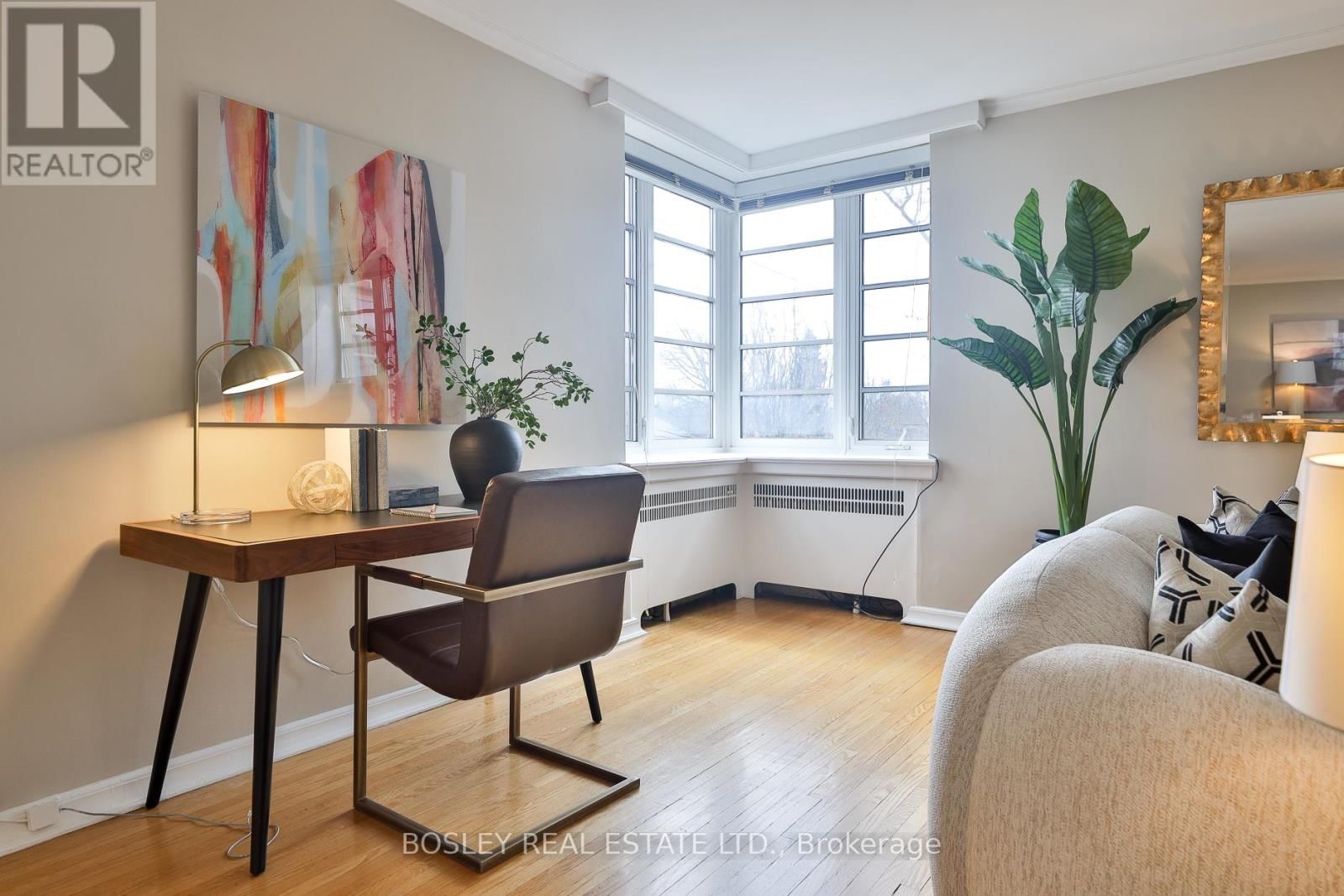 201 - 707 EGLINTON AVENUE WEST Image 13