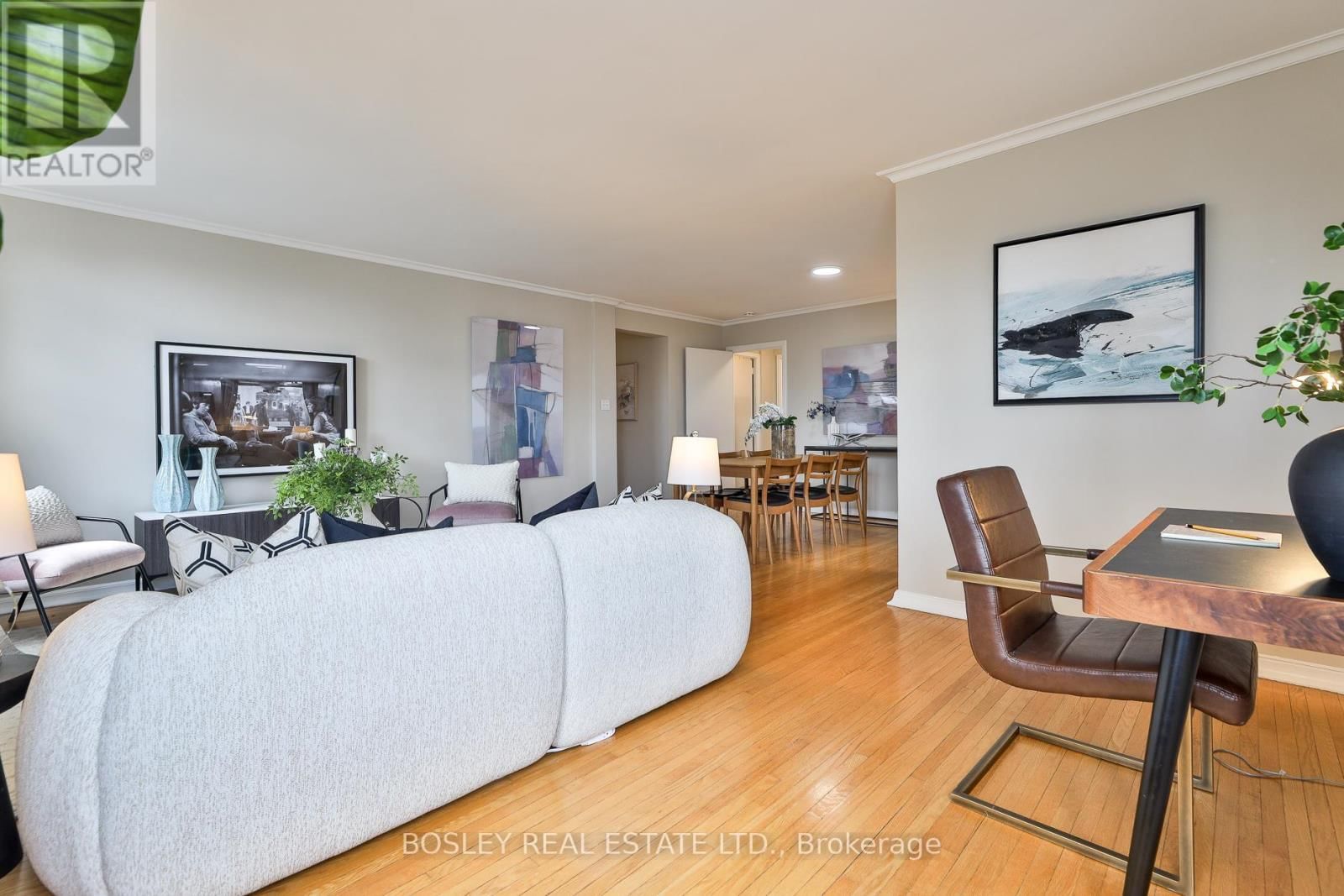 201 - 707 EGLINTON AVENUE WEST Image 15