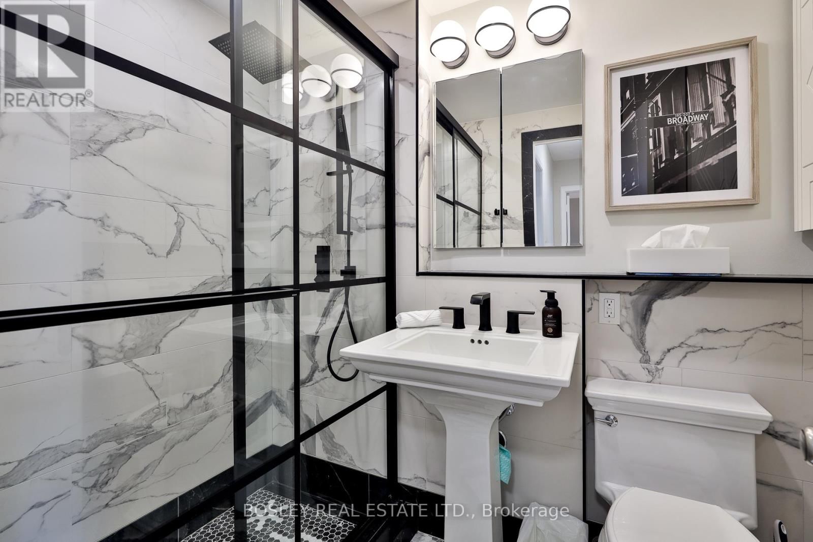 201 - 707 EGLINTON AVENUE WEST Image 26