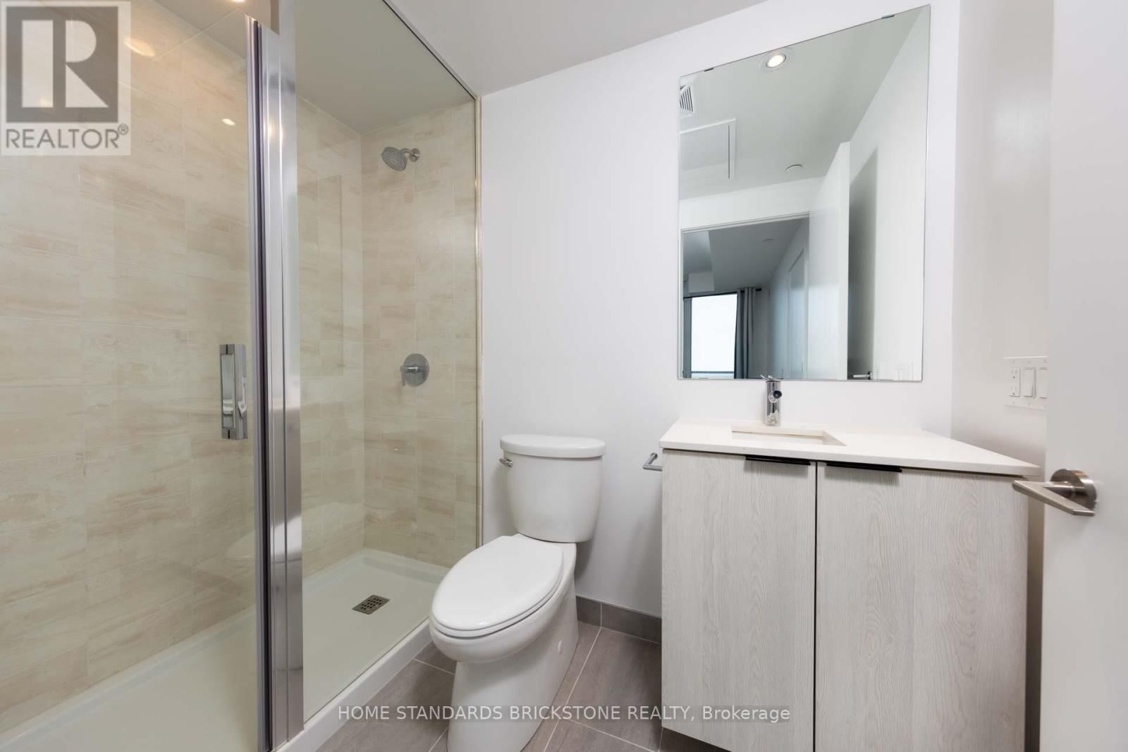 1304 - 50 POWER STREET Image 24