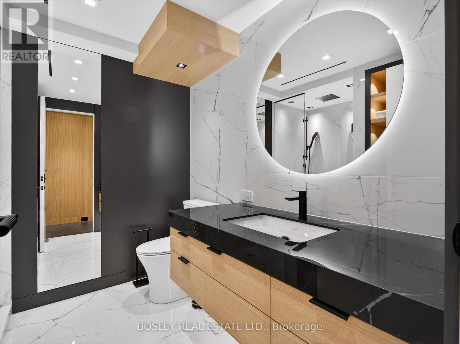 1402 - 62 WELLESLEY STREET WEST Image 29