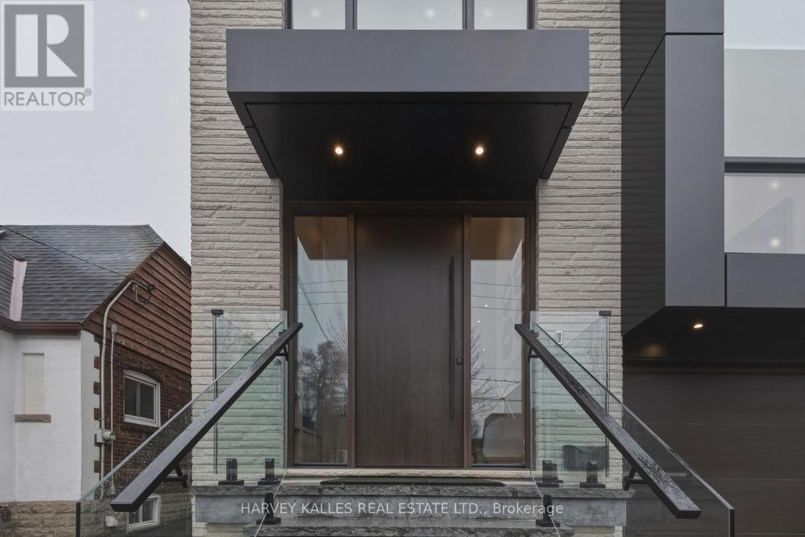 45 GLOUCESTER GROVE Image 2