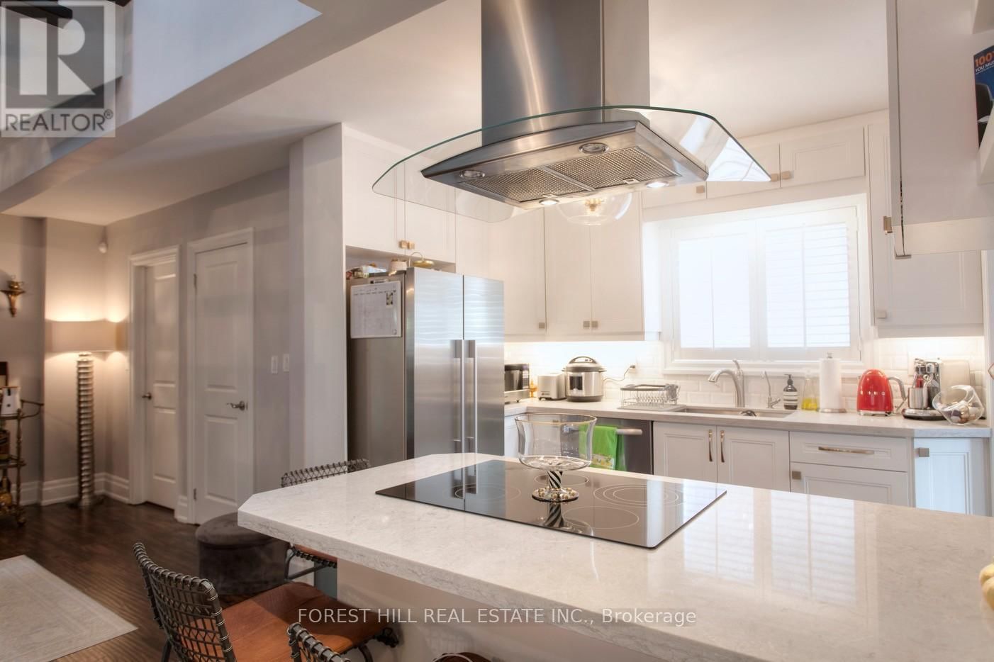 136 HOLLYWOOD AVENUE Image 11