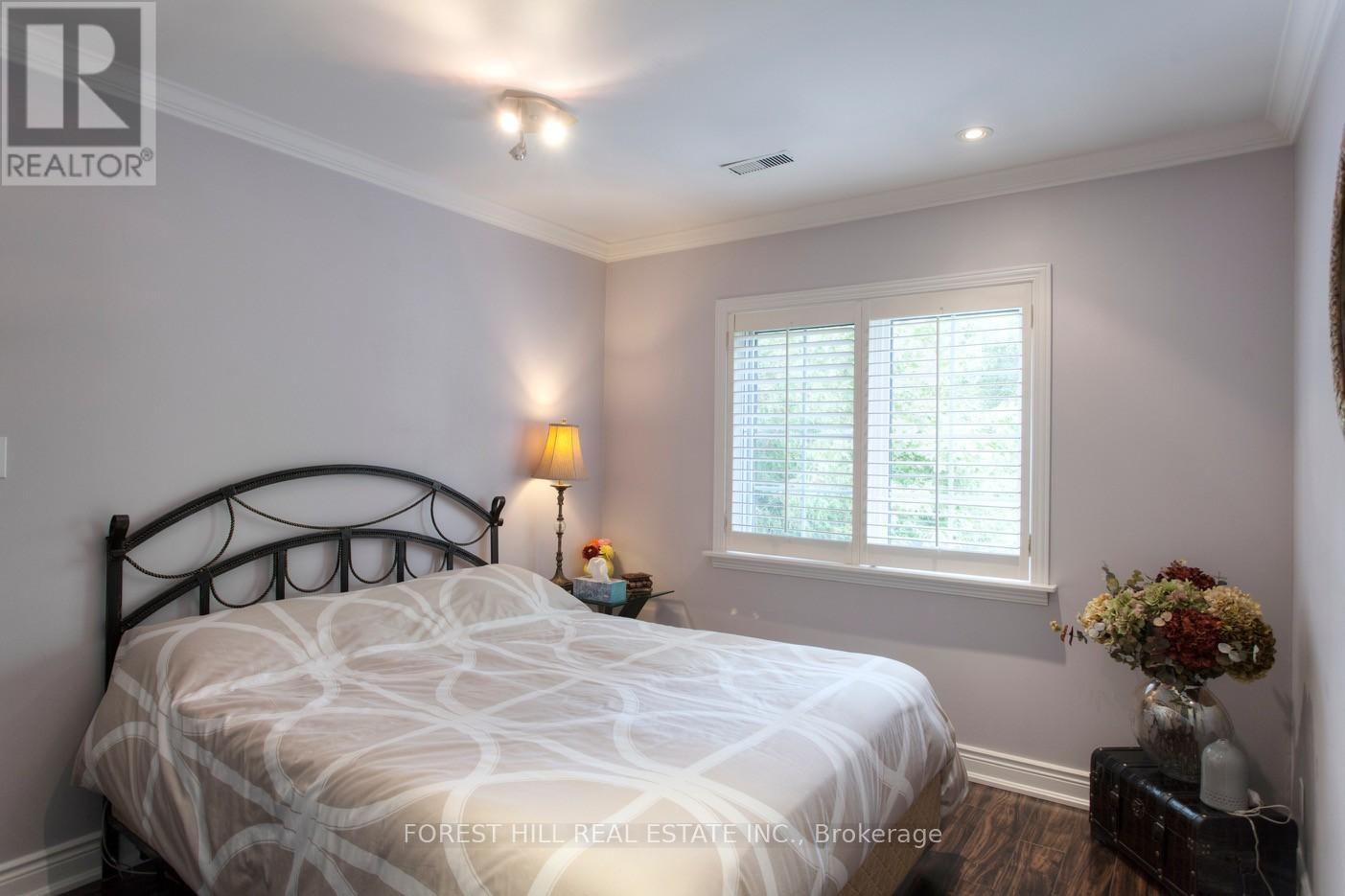 136 HOLLYWOOD AVENUE Image 21