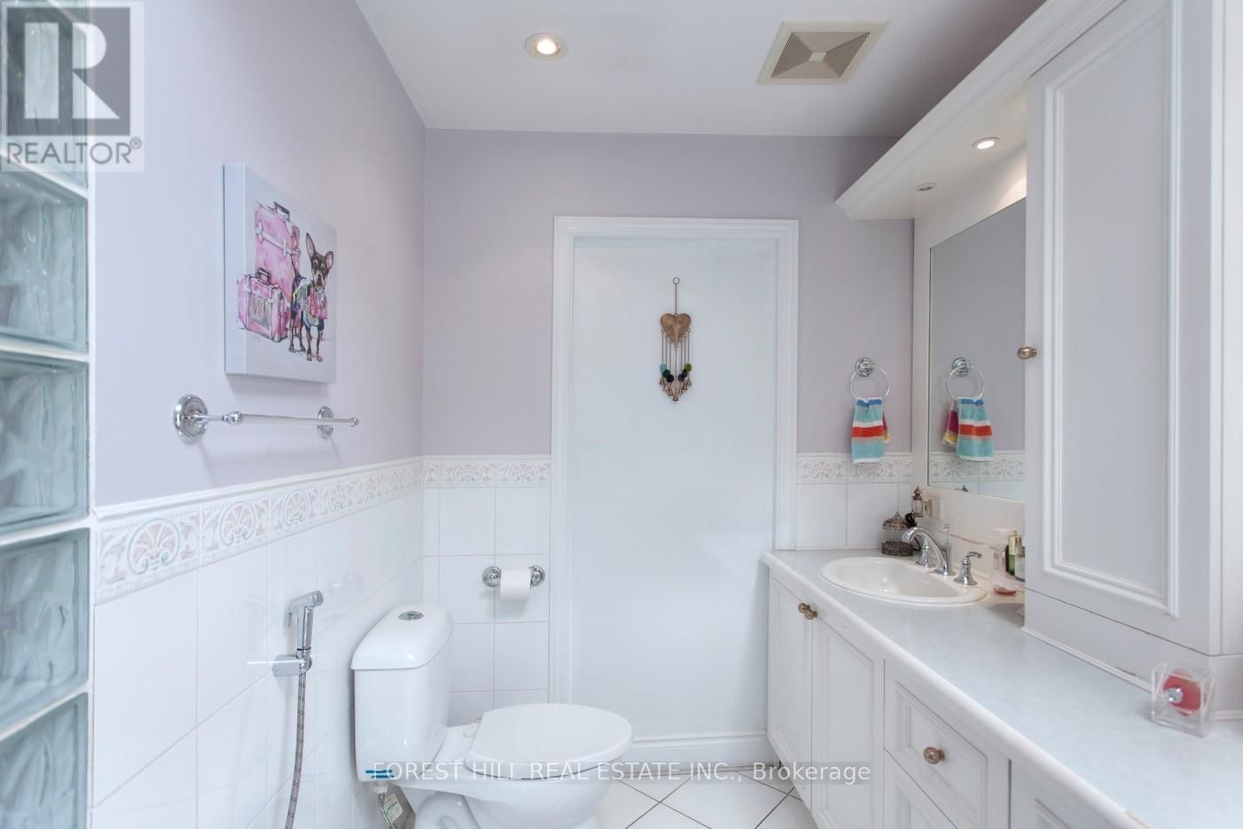 136 HOLLYWOOD AVENUE Image 27