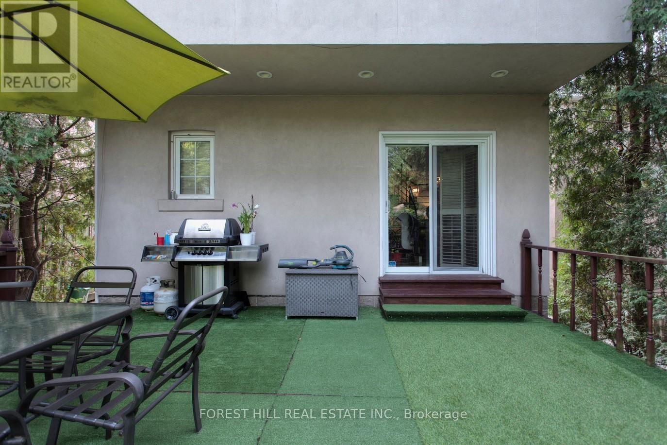 136 HOLLYWOOD AVENUE Image 28