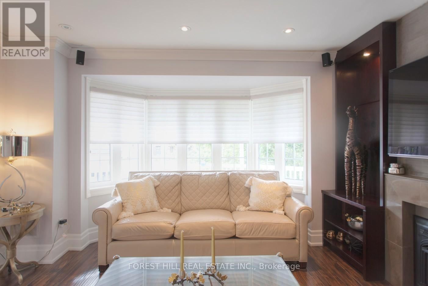 136 HOLLYWOOD AVENUE Image 4