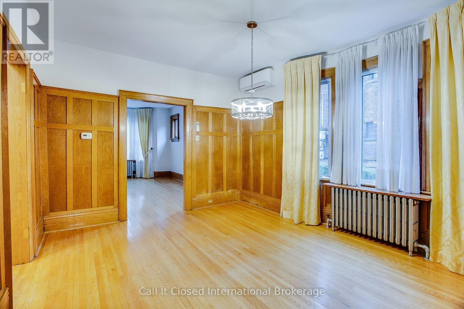 380 SPADINA ROAD Image 13