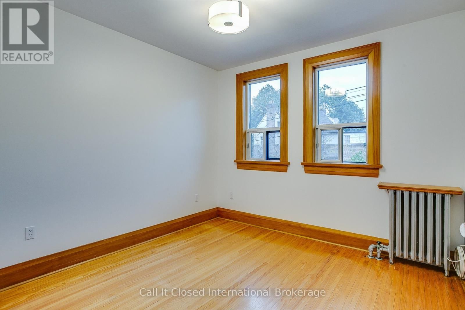 380 SPADINA ROAD Image 28