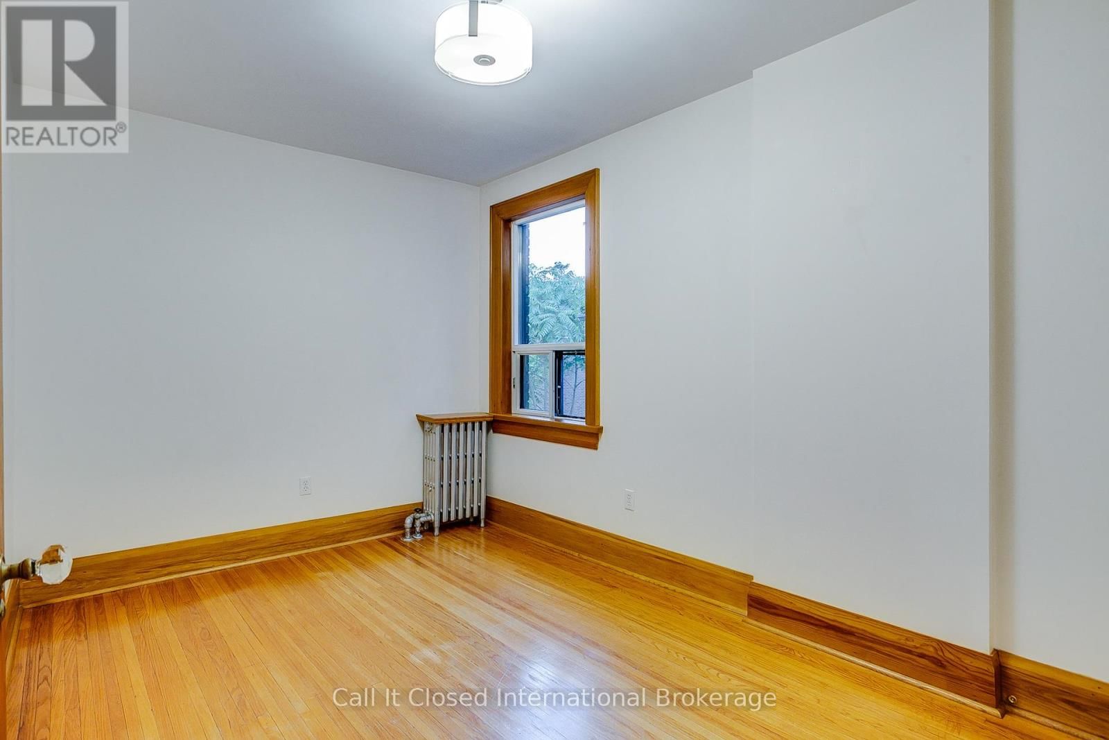 380 SPADINA ROAD Image 30