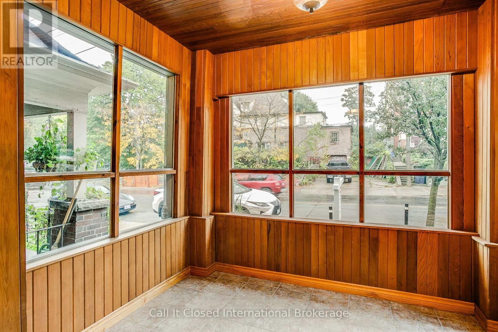 380 SPADINA ROAD Image 5