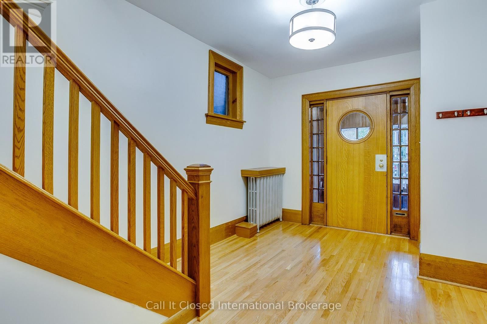 380 SPADINA ROAD Image 8