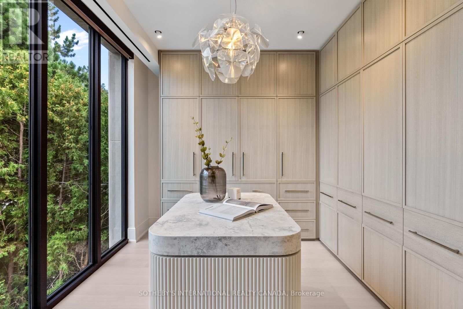 84 OLD FOREST HILL ROAD Image 18