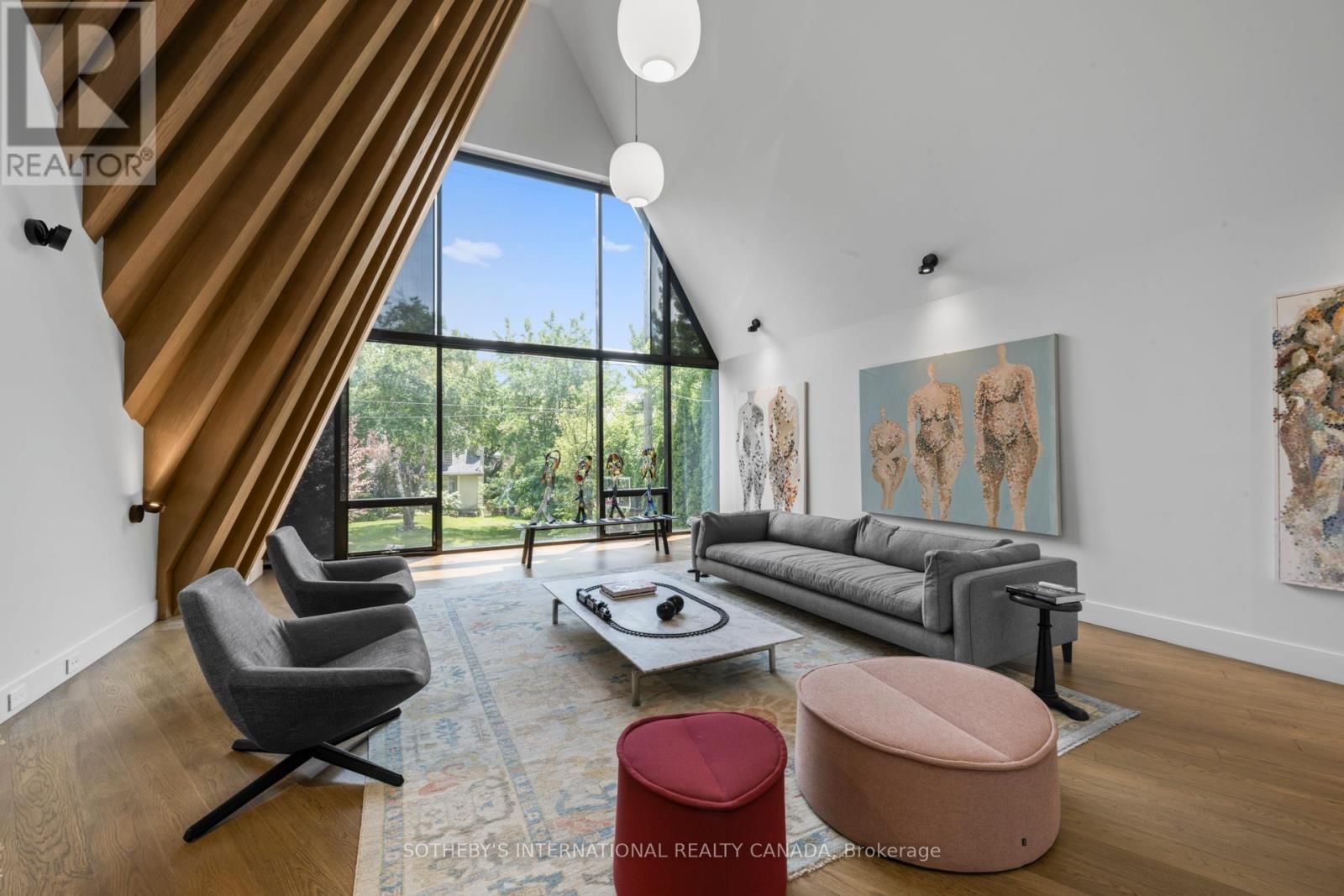 108 STRATFORD CRESCENT Image 24