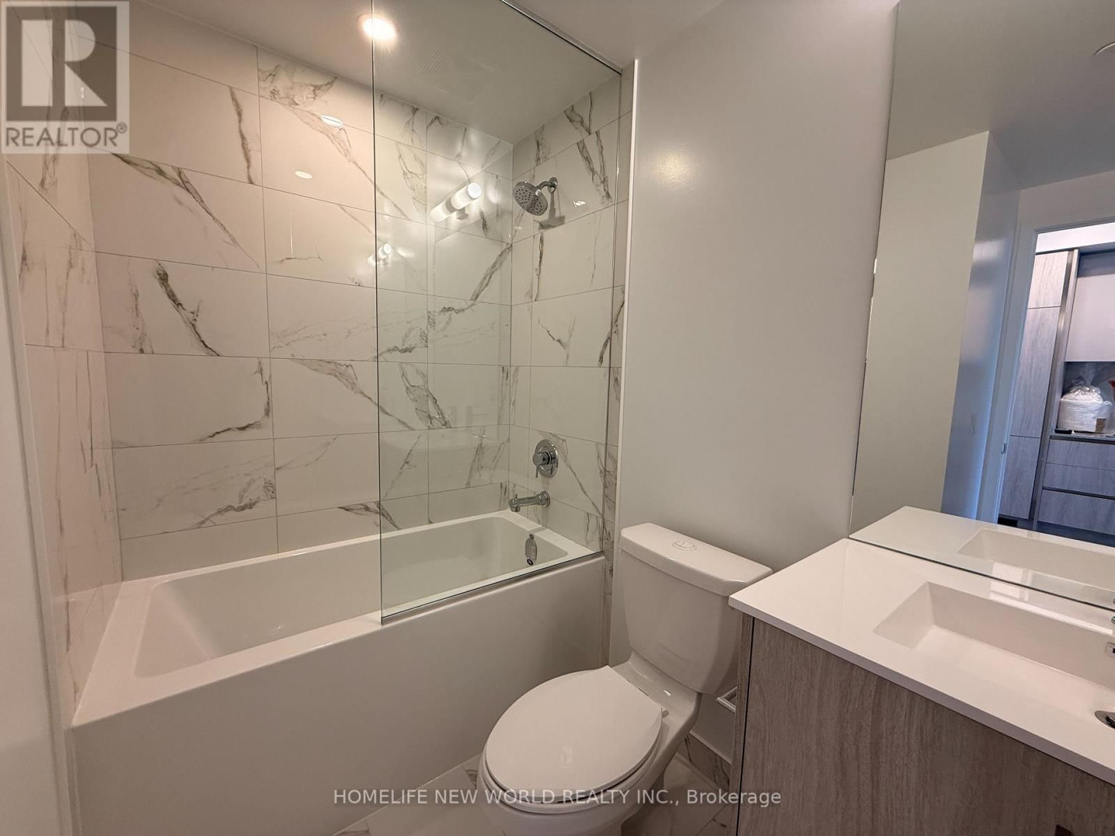 1101 - 180 FRONT STREET EAST Image 9