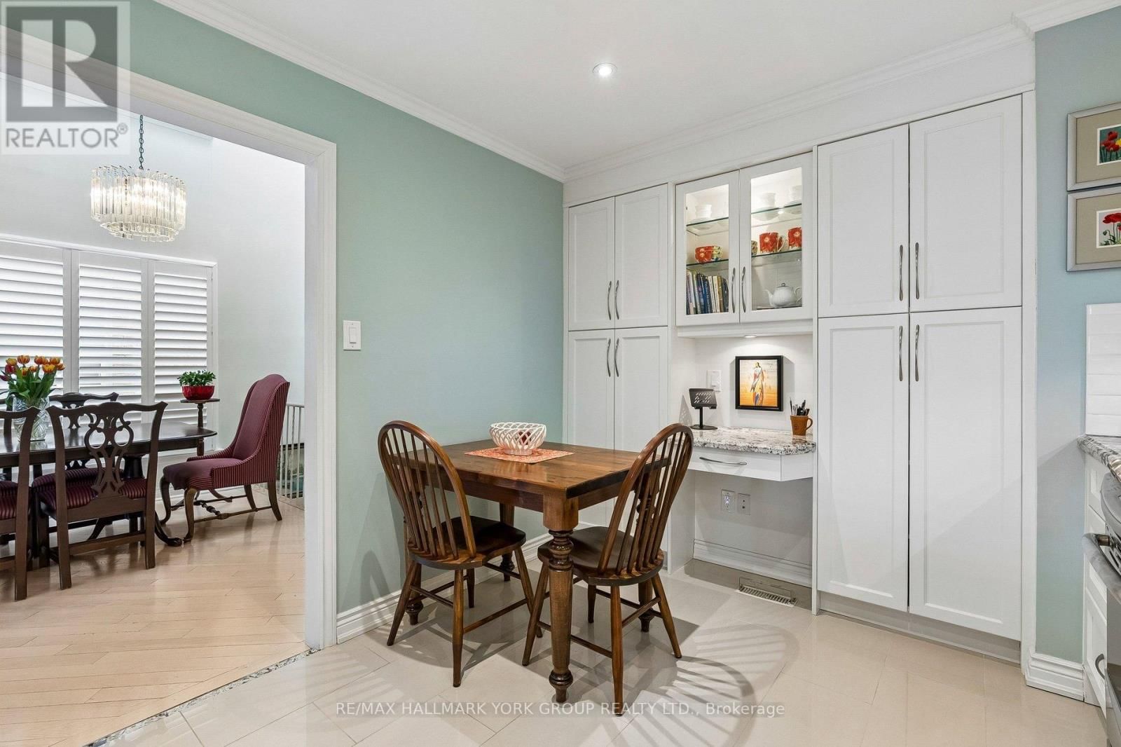 44 ENGLISH IVY WAY Image 13