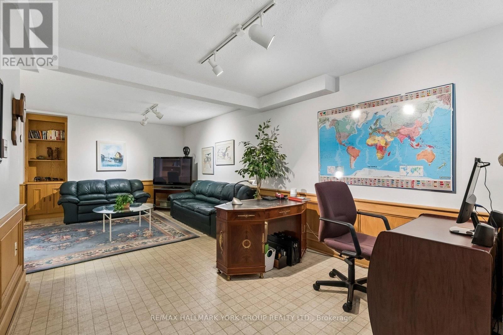 44 ENGLISH IVY WAY Image 29