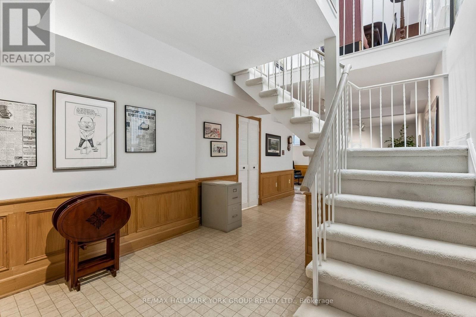 44 ENGLISH IVY WAY Image 31