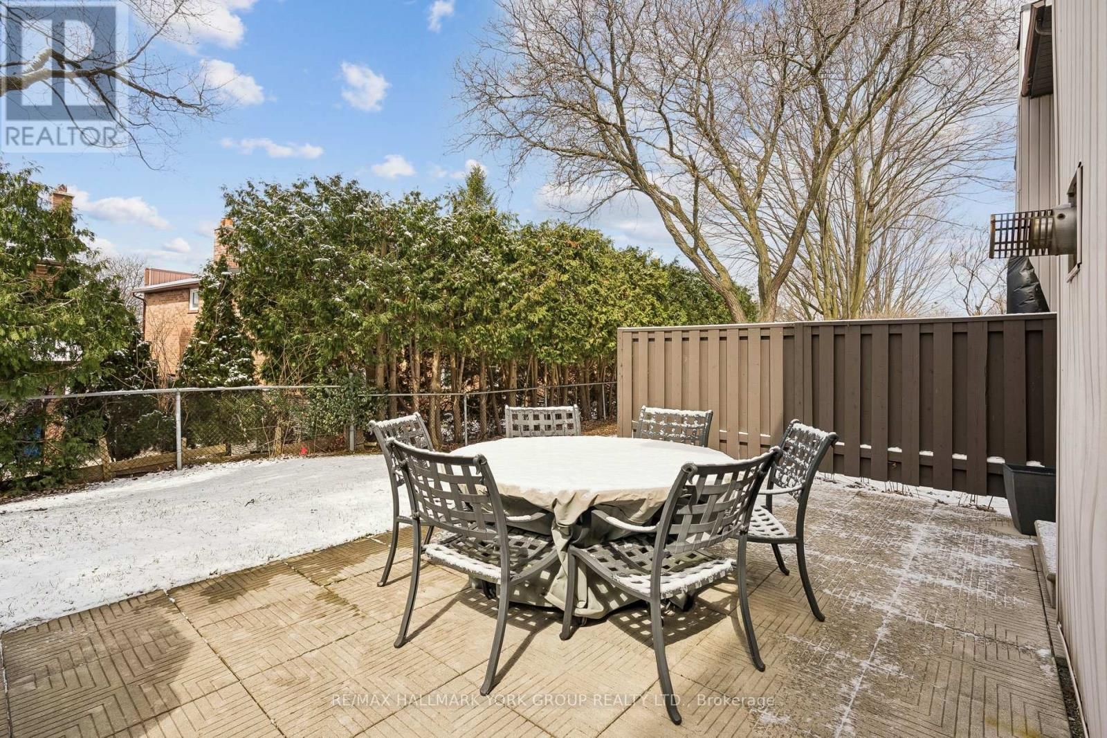 44 ENGLISH IVY WAY Image 38