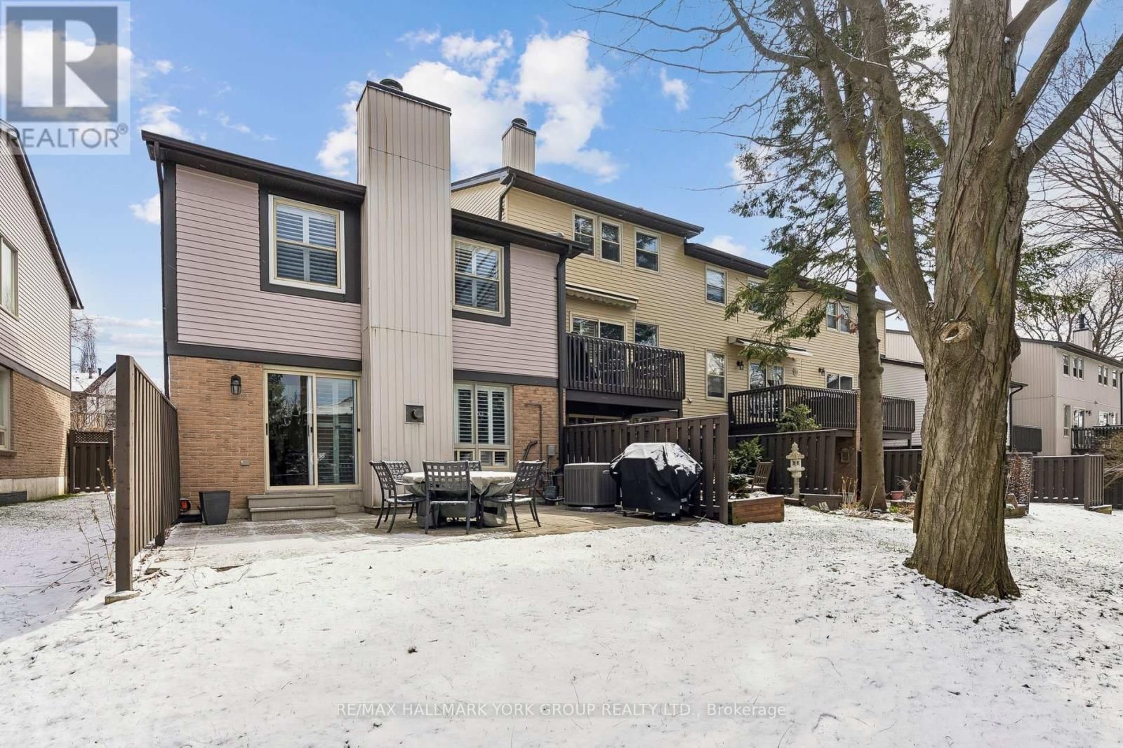 44 ENGLISH IVY WAY Image 40