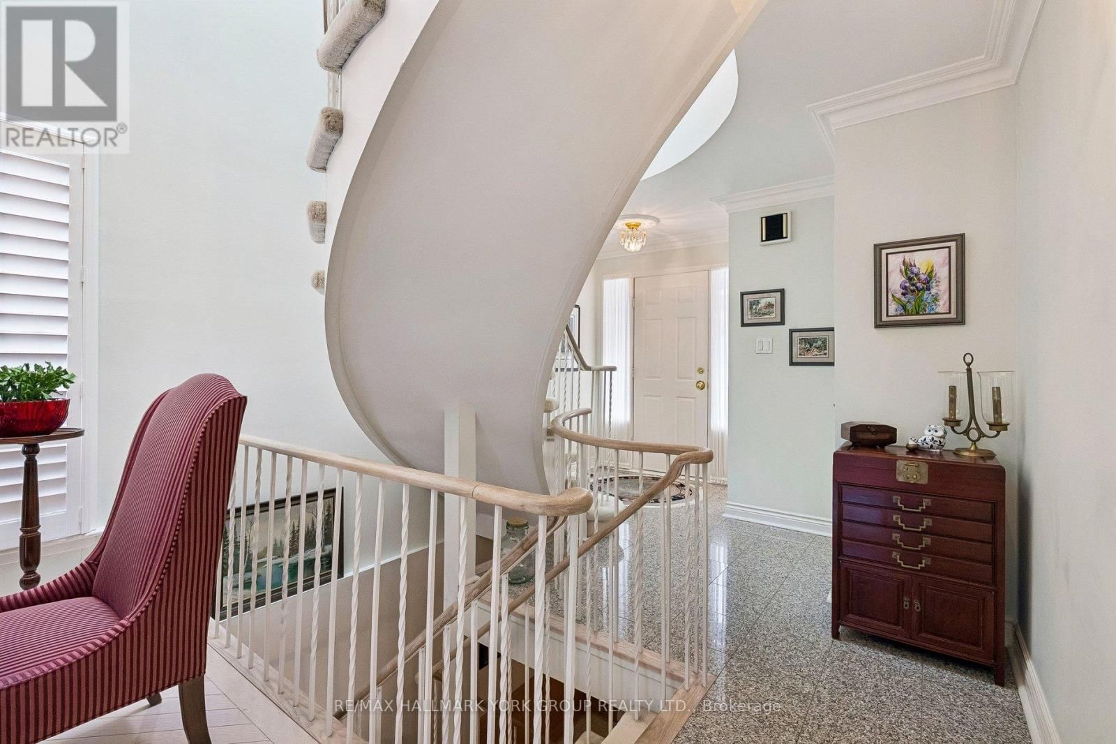 44 ENGLISH IVY WAY Image 42