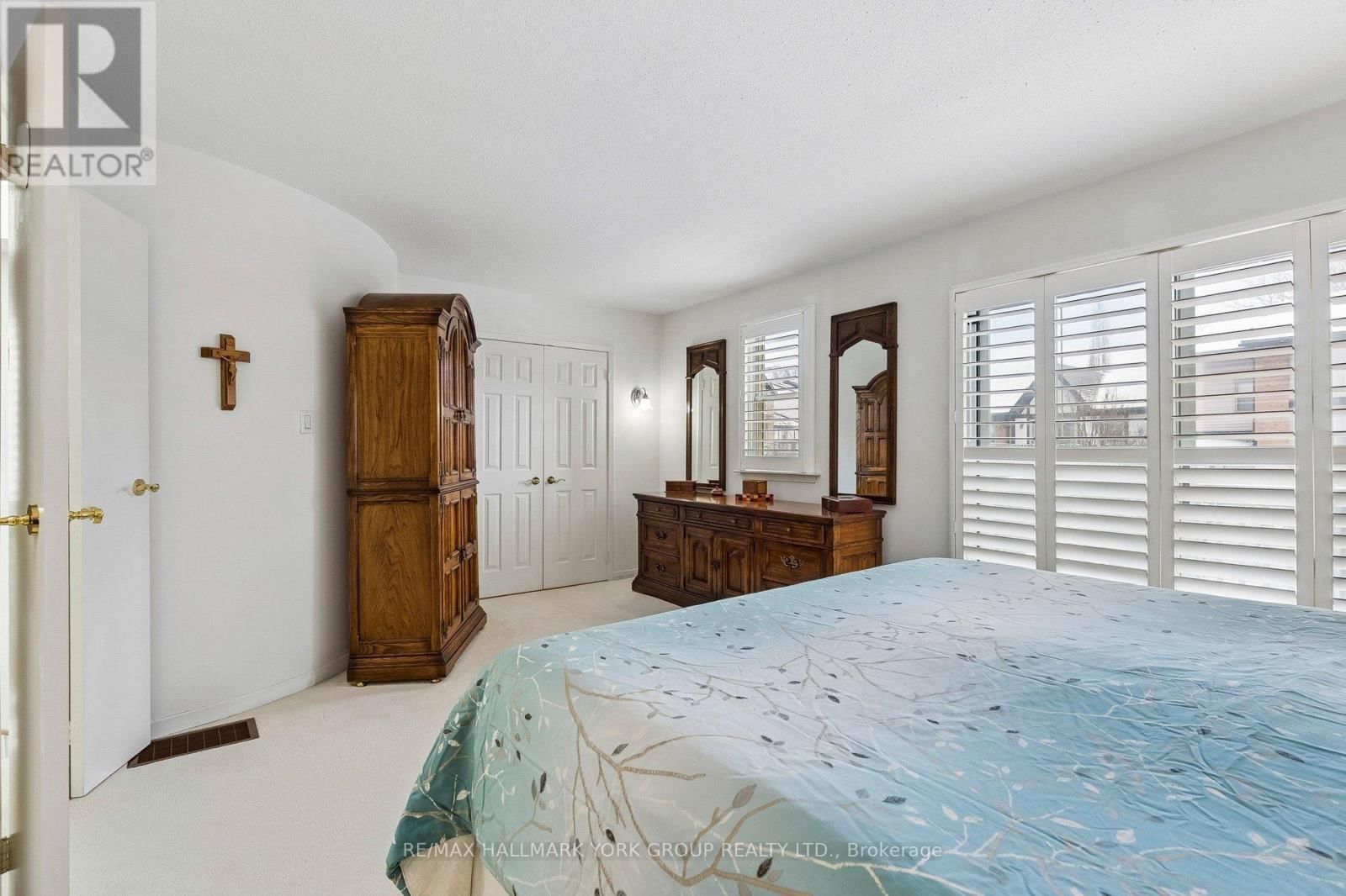 44 ENGLISH IVY WAY Image 47