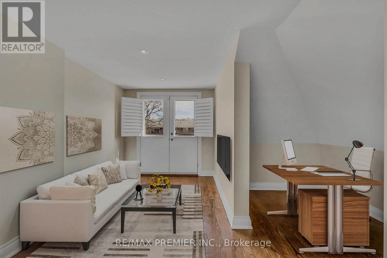 215 GRACE STREET Image 26