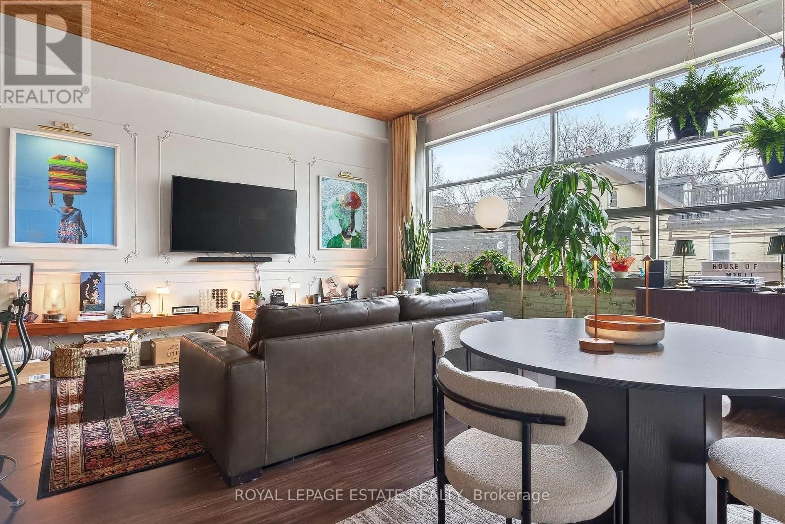 216 - 365 DUNDAS STREET EAST Image 11