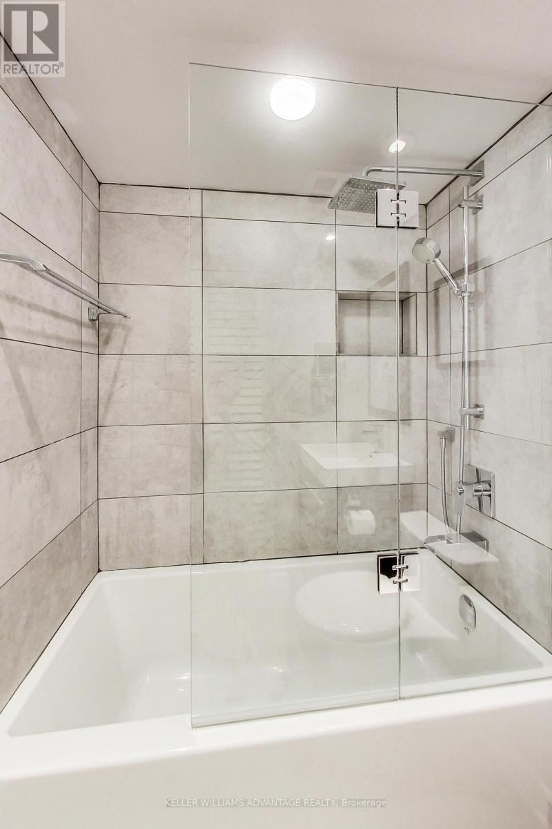 810 - 1029 KING STREET WEST Image 27