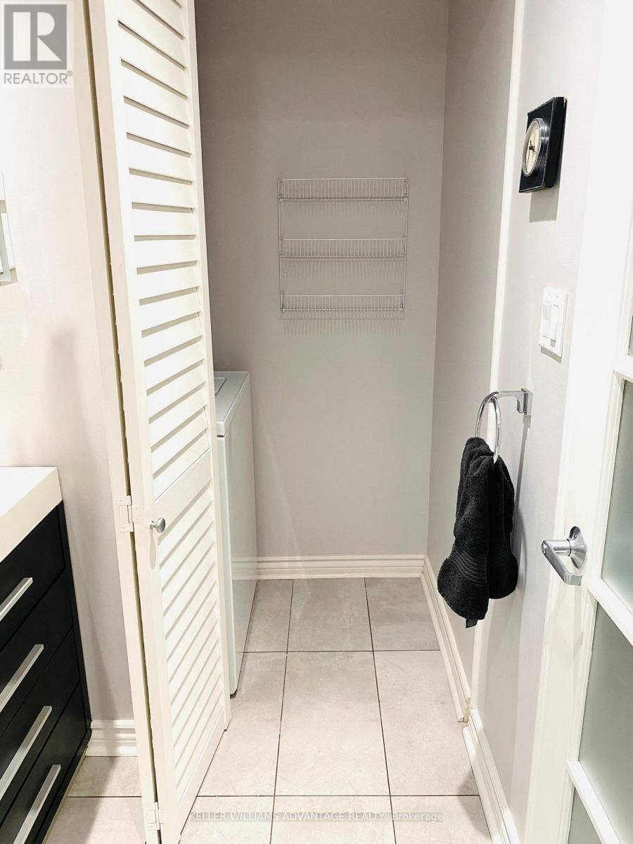 810 - 1029 KING STREET WEST Image 28