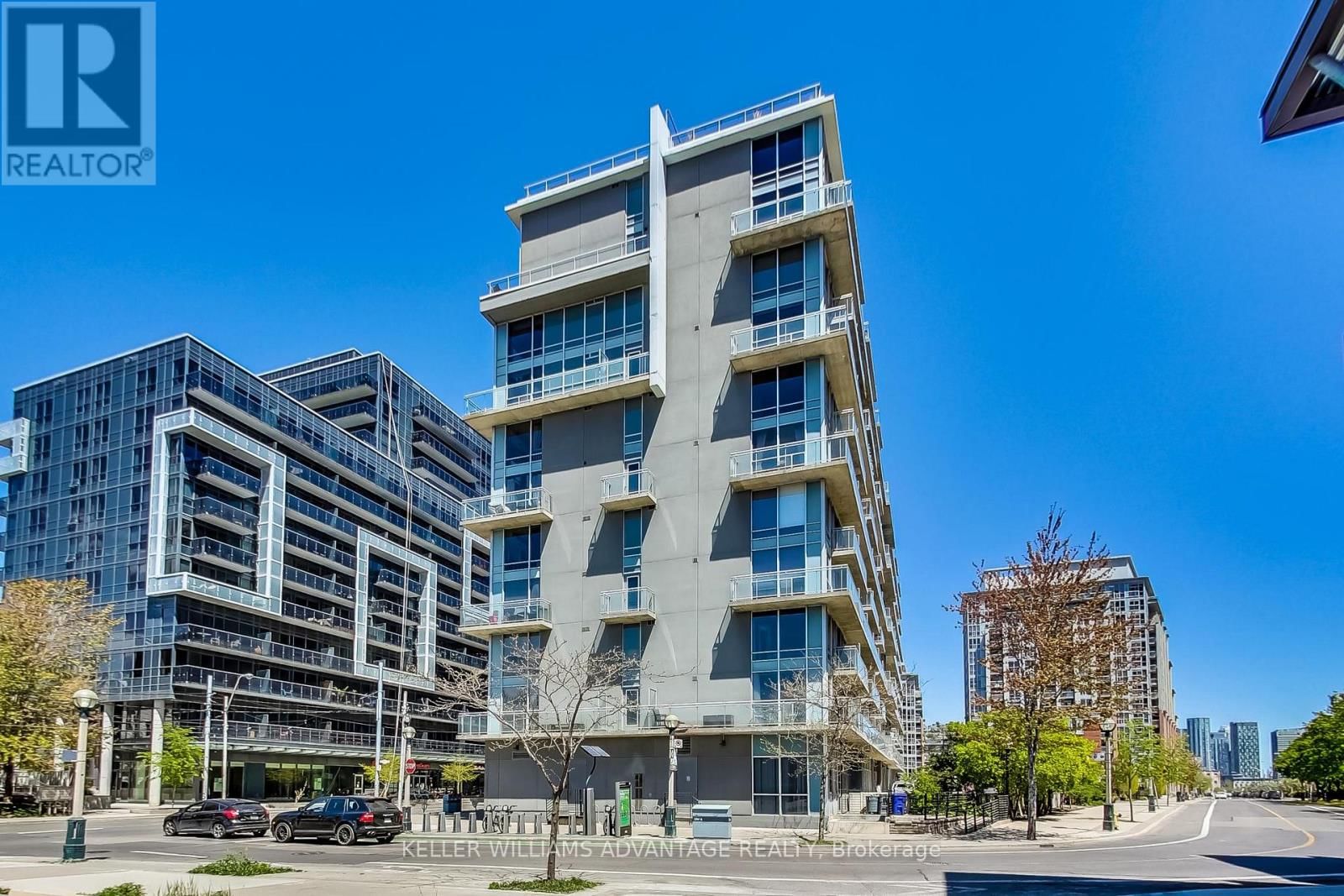 810 - 1029 KING STREET WEST Image 3