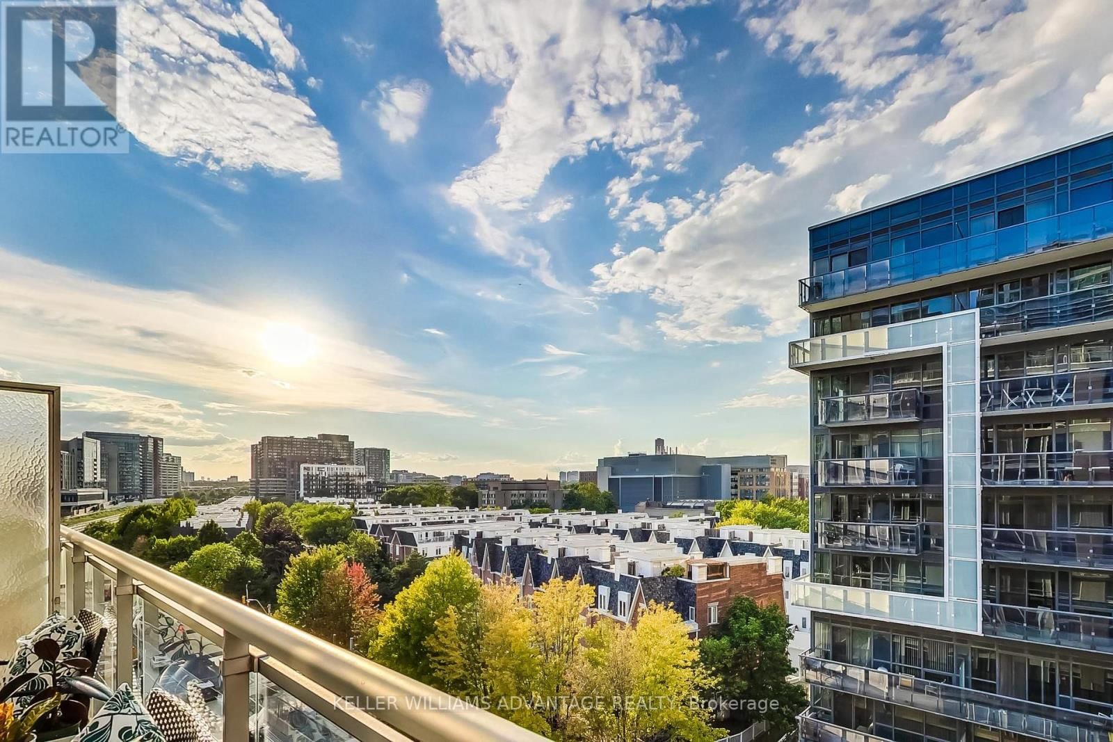 810 - 1029 KING STREET WEST Image 31