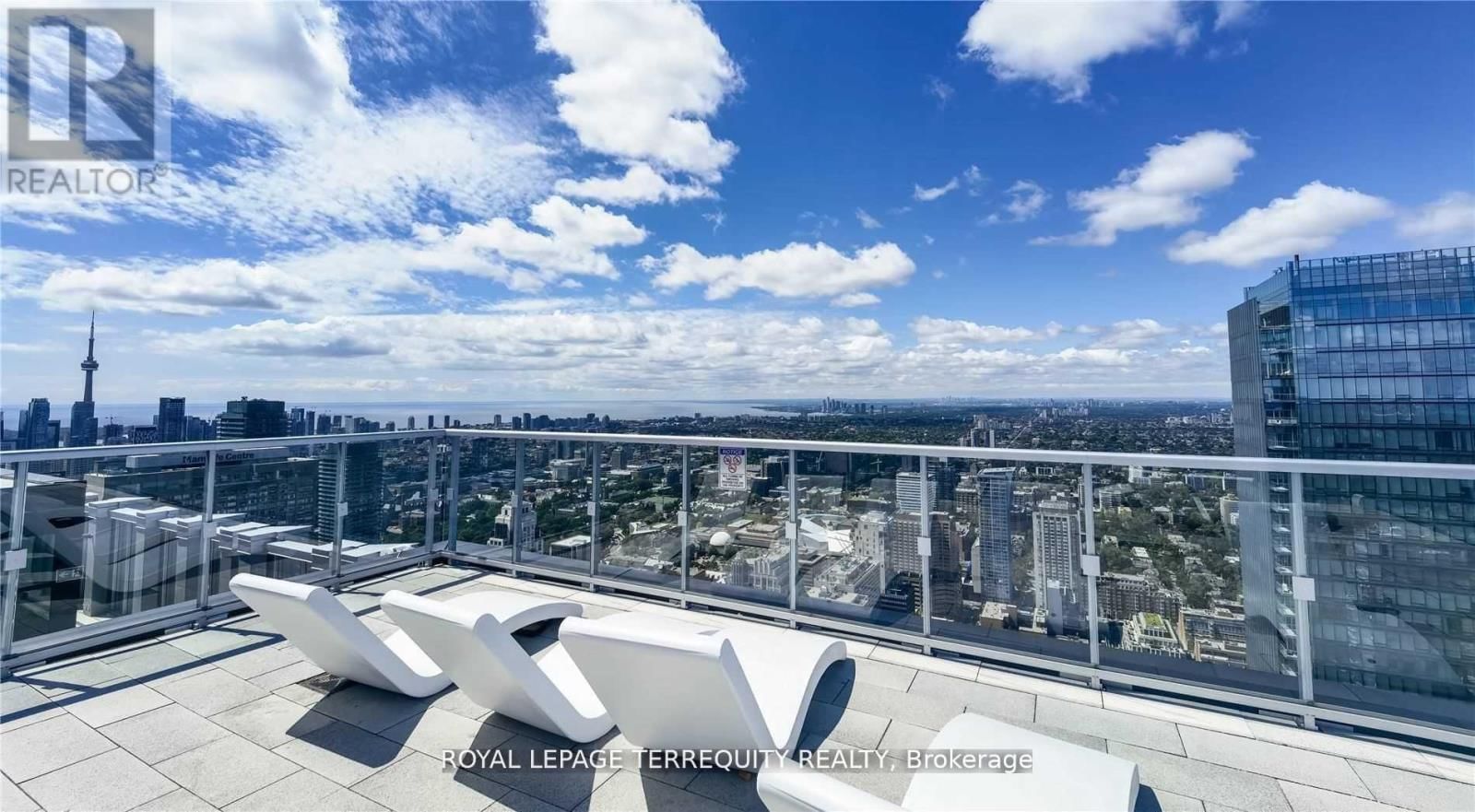 4202 - 1 YORKVILLE AVENUE Image 15