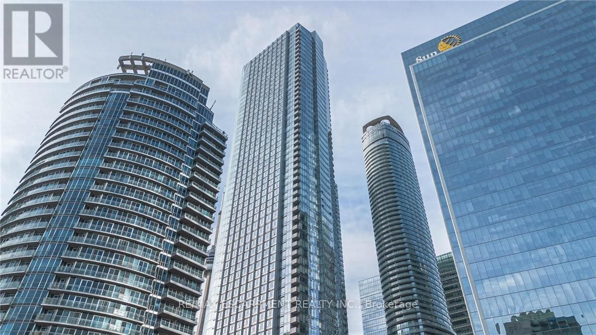 5512 - 10 YORK STREET Image 10