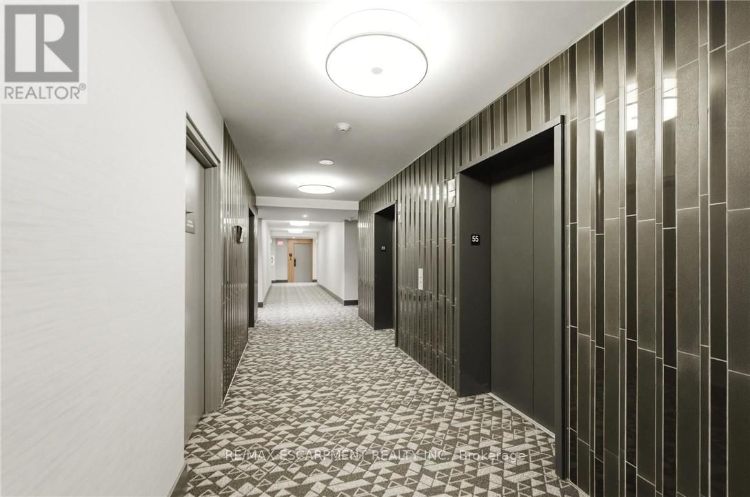 5512 - 10 YORK STREET Image 32